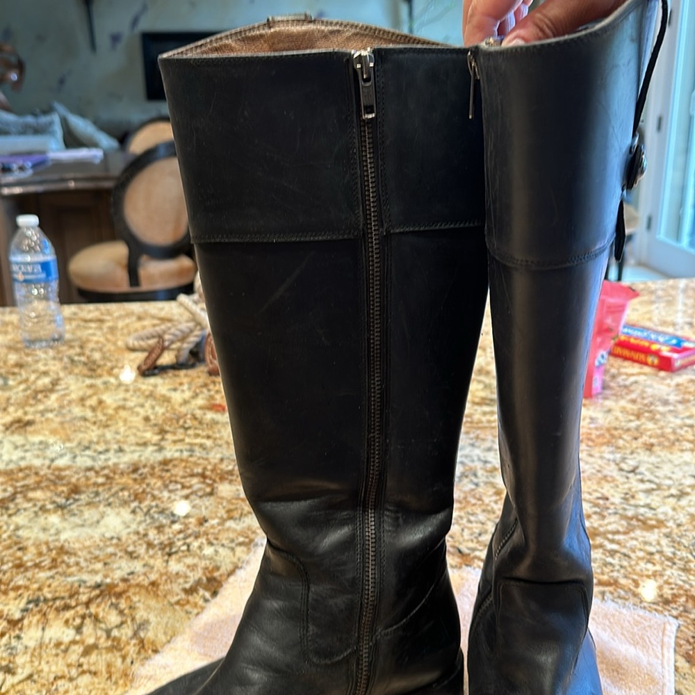 Frye Boots - Picture 4 of 7